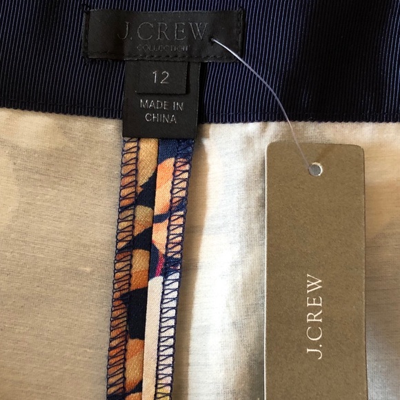 J. CREW 100% Silk 3” Dress Shorts NWT Floral - Picture 8 of 8